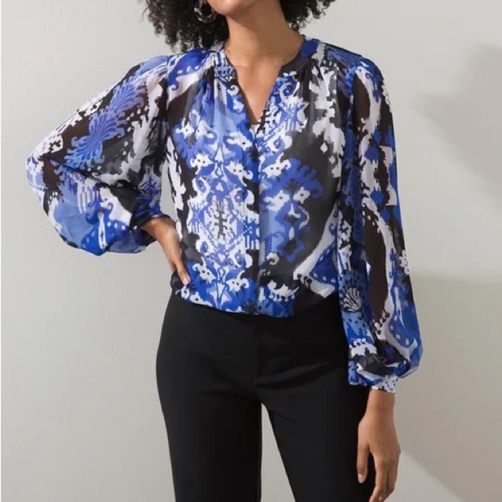 Chico's Blue Ikat Lightweight Semi Sheer‎ Blouse Blue Size 6 Chicos 0.5 Workwear